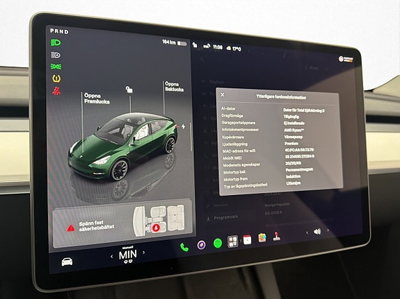 Tesla Model Y 21 of 30