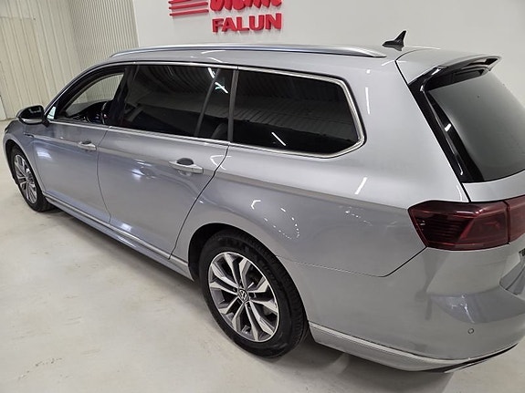 Volkswagen Passat 9 of 10