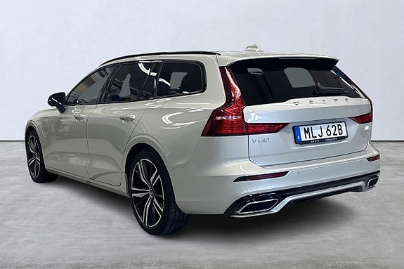 Volvo V60 4 of 22