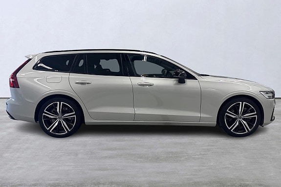 Volvo V60 3 of 22