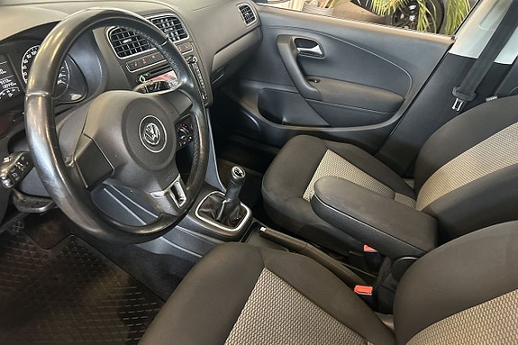 Volkswagen Polo 13 of 16