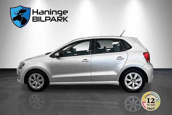 Volkswagen Polo 10 of 16