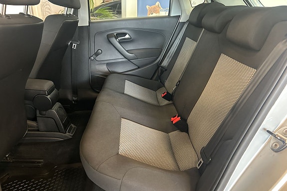 Volkswagen Polo 16 of 16