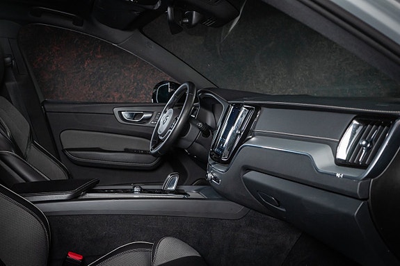 Volvo XC60 28 of 30