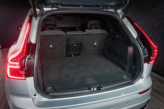Volvo XC60 15 of 30