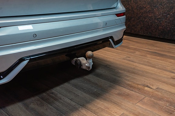 Volvo XC60 14 of 30