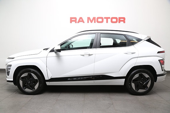 Hyundai Kona 2 of 24