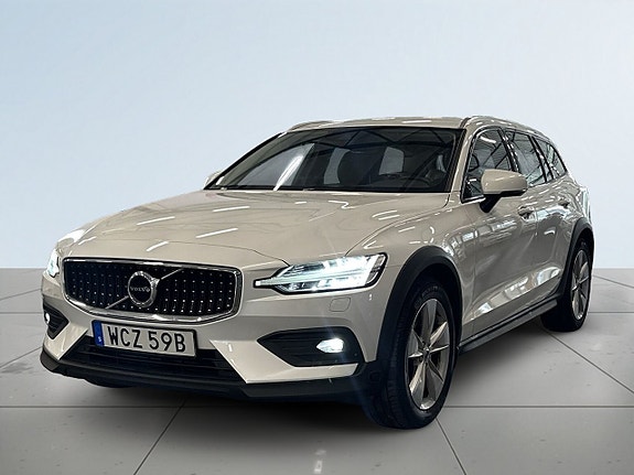 Volvo V60 Cross Country 16 of 21