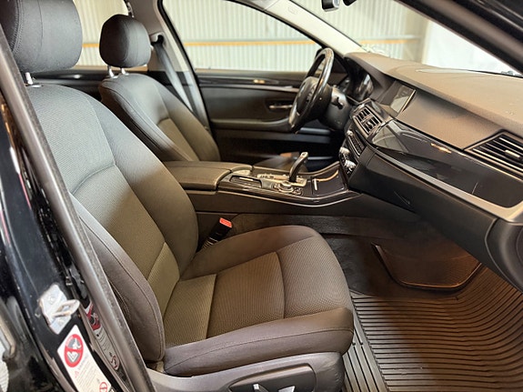 BMW 520d 6 of 14