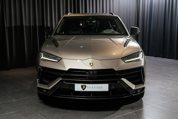 Lamborghini Urus 5 of 20