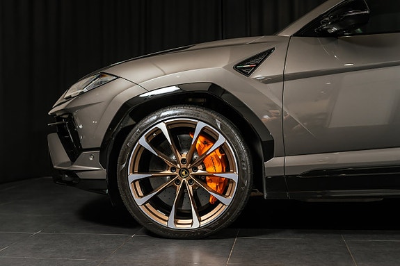 Lamborghini Urus 6 of 20
