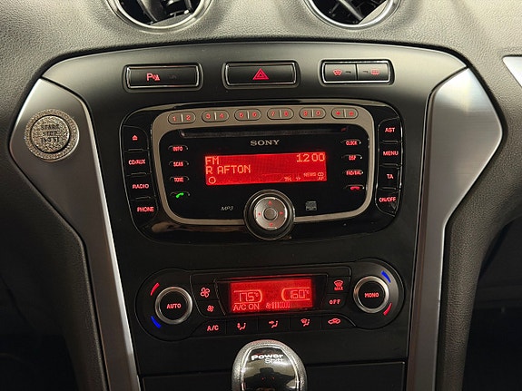 Ford Mondeo 15 of 16