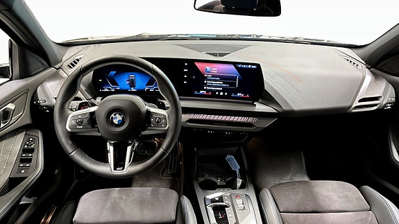 BMW 120 4 of 9