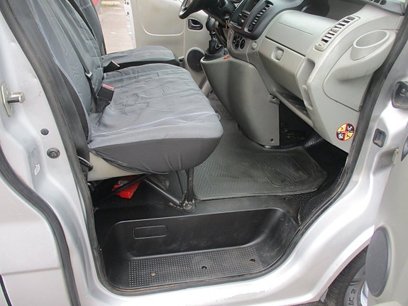 Nissan Primastar 10 of 11