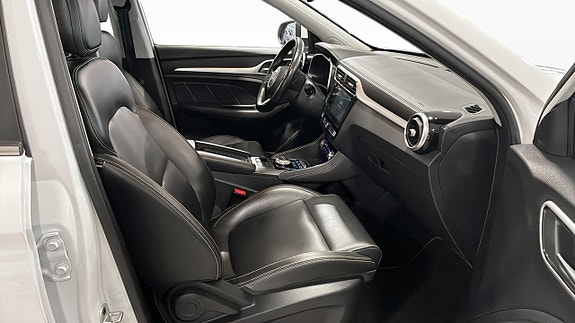 MG ZS 3 of 19