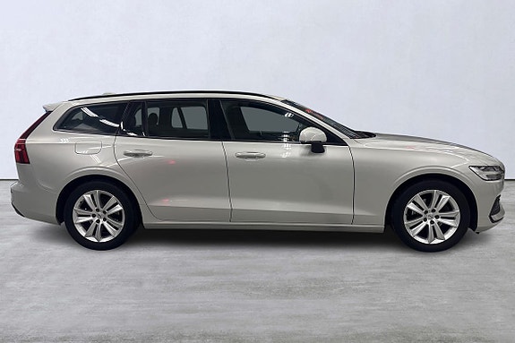 Volvo V60 3 of 21