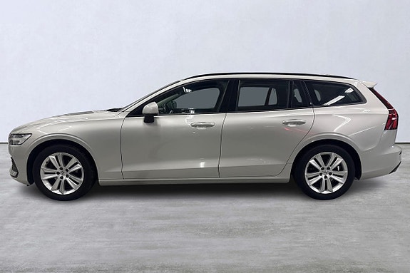 Volvo V60 2 of 21