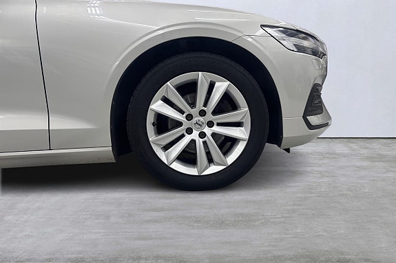 Volvo V60 14 of 21