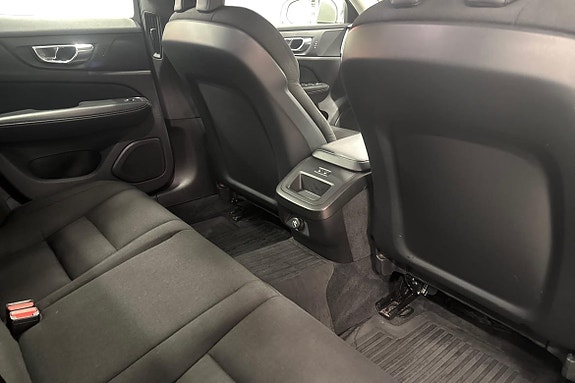 Volvo V60 11 of 21