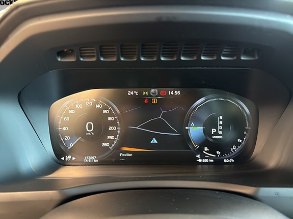 Volvo XC90 21 of 28