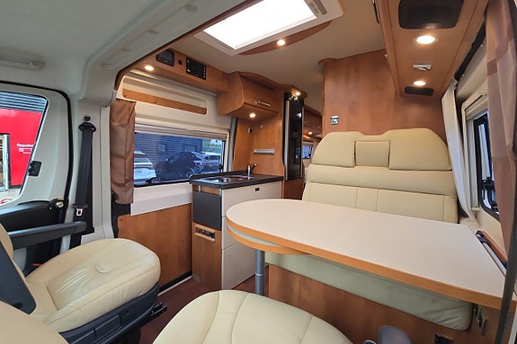 Malibu Carthago 640 LE 177hk Litium 300Ah/Clesana/iNet X Truma/Solcell/Drag 9 of 26