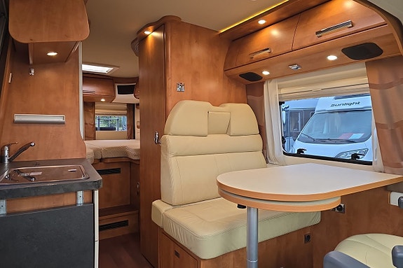 Malibu Carthago 640 LE 177hk Litium 300Ah/Clesana/iNet X Truma/Solcell/Drag 8 of 26