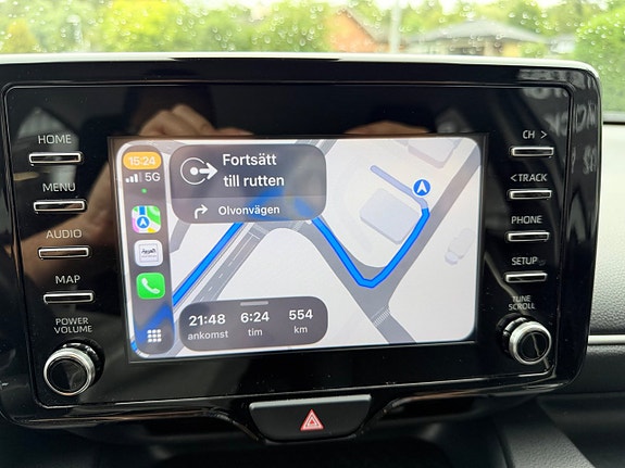 Toyota Yaris 8 of 17