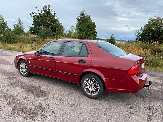 Saab 9-5 2 of 7