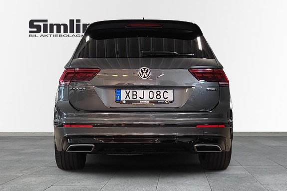 Volkswagen Tiguan 4 of 16