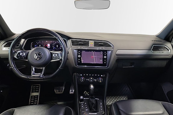 Volkswagen Tiguan 10 of 16