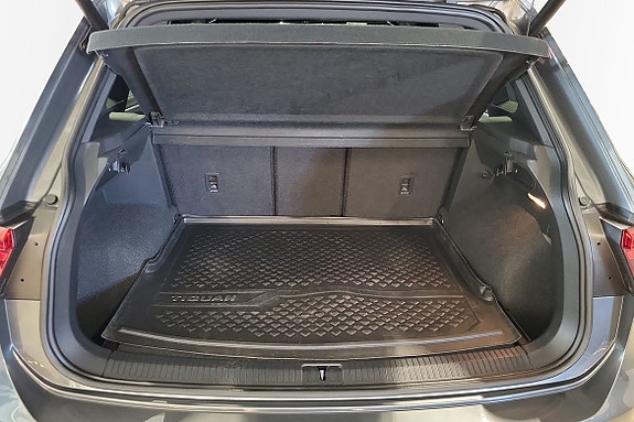 Volkswagen Tiguan 15 of 16