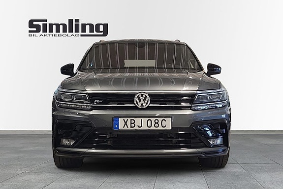 Volkswagen Tiguan 5 of 16