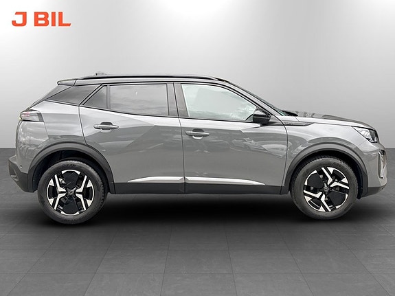 Peugeot 2008 15 of 17