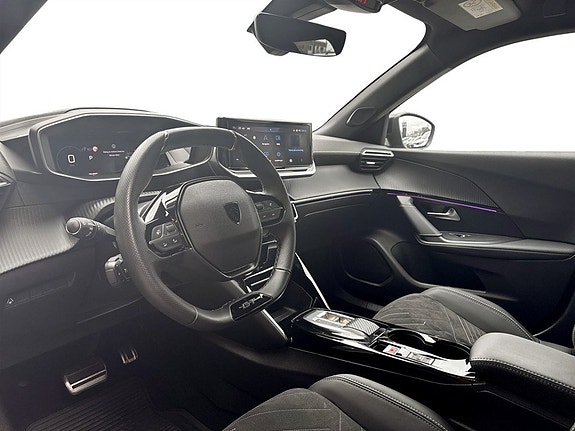 Peugeot 2008 4 of 17
