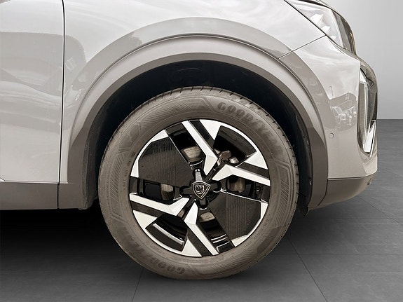 Peugeot 2008 16 of 17