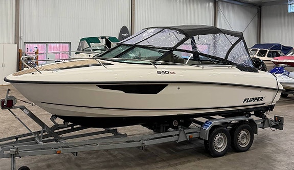 Flipper 640 DC Mercury 115hk 2023 / 50gångtimmar 4 of 12