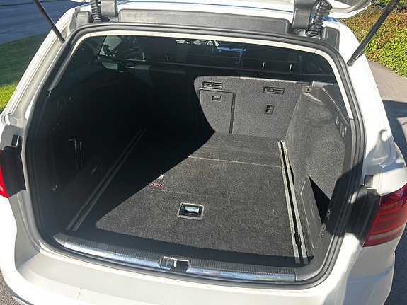 Volkswagen Passat Alltrack 6 of 23