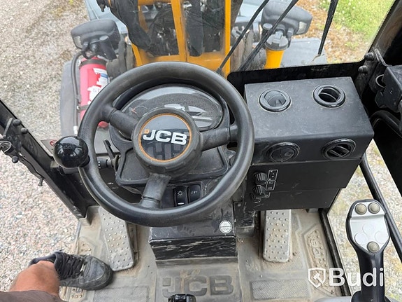 JCB Hjullastare 403 år 2020 Med tillbehör Pla... via auktion 14 of 27