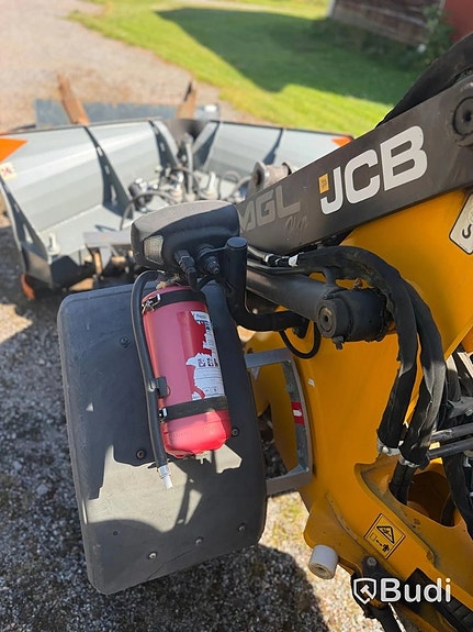 JCB Hjullastare 403 år 2020 Med tillbehör Pla... via auktion 24 of 27
