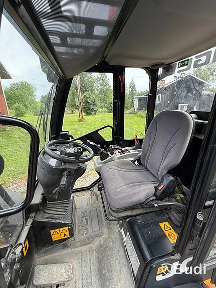 JCB Hjullastare 403 år 2020 Med tillbehör Pla... via auktion 5 of 27