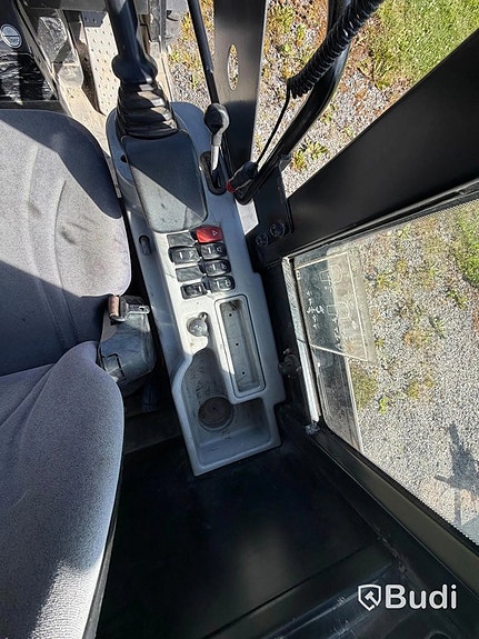 JCB Hjullastare 403 år 2020 Med tillbehör Pla... via auktion 21 of 27