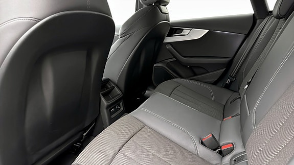 Audi A5 12 of 18