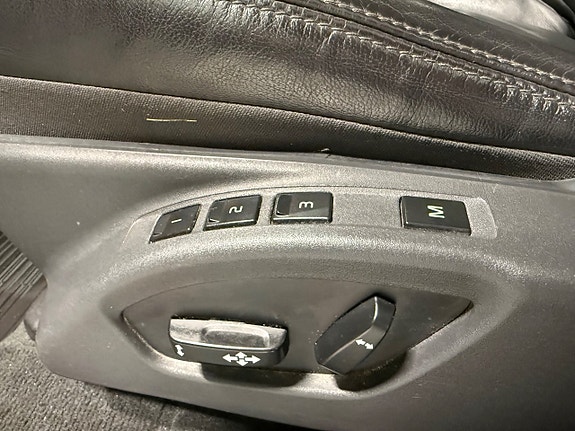 Volvo XC60 12 of 22