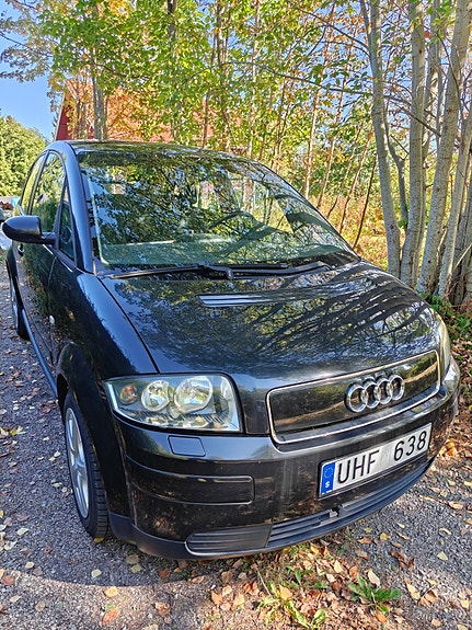 Audi A2 4 of 6