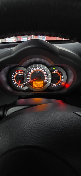 Toyota RAV4 8 of 9