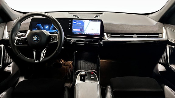 BMW X1 4 of 9