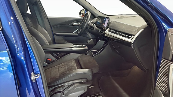 BMW X1 3 of 9