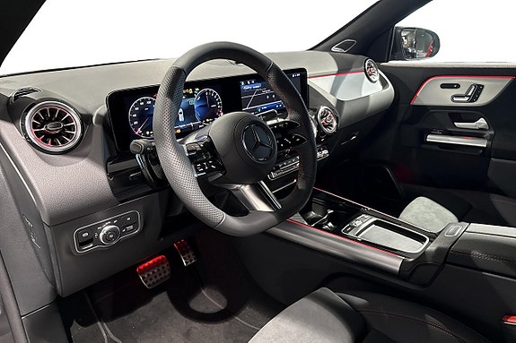 Mercedes-Benz GLA250 e 6 of 11