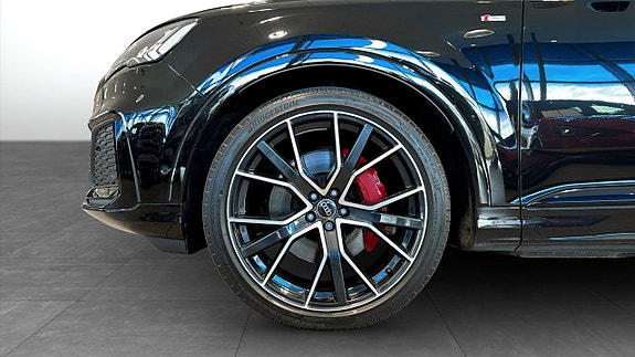 Audi Q7 9 of 22