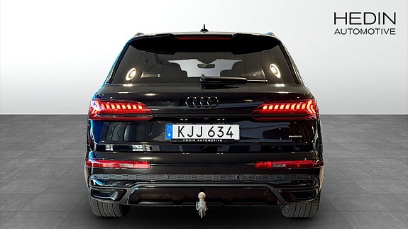 Audi Q7 7 of 22